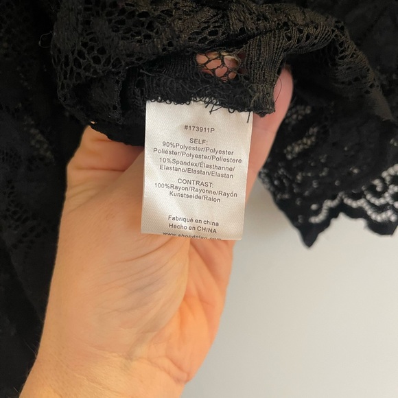 DOLAN Sheer Lace Blouse - Picture 4 of 9